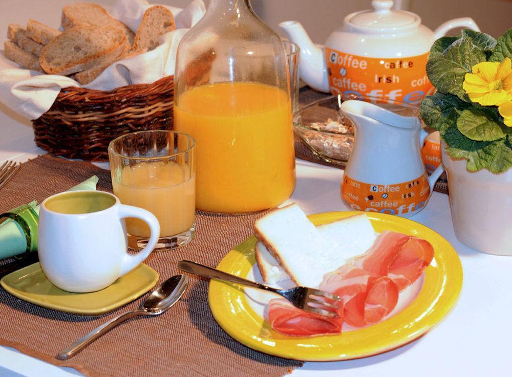 At Home Bed And Breakfast Lucca Buitenkant foto