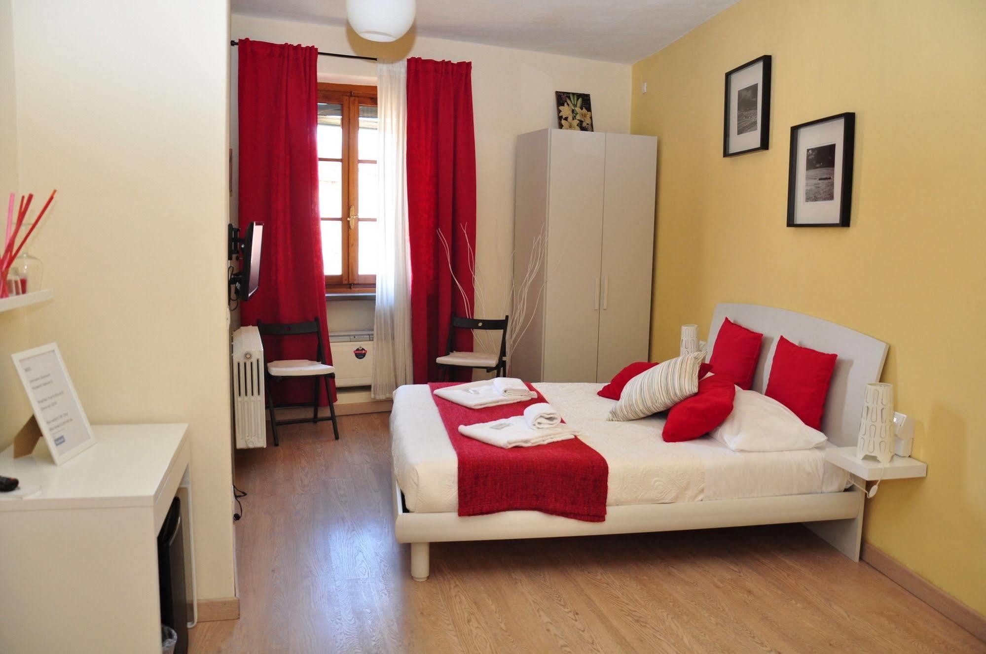 At Home Bed And Breakfast Lucca Buitenkant foto