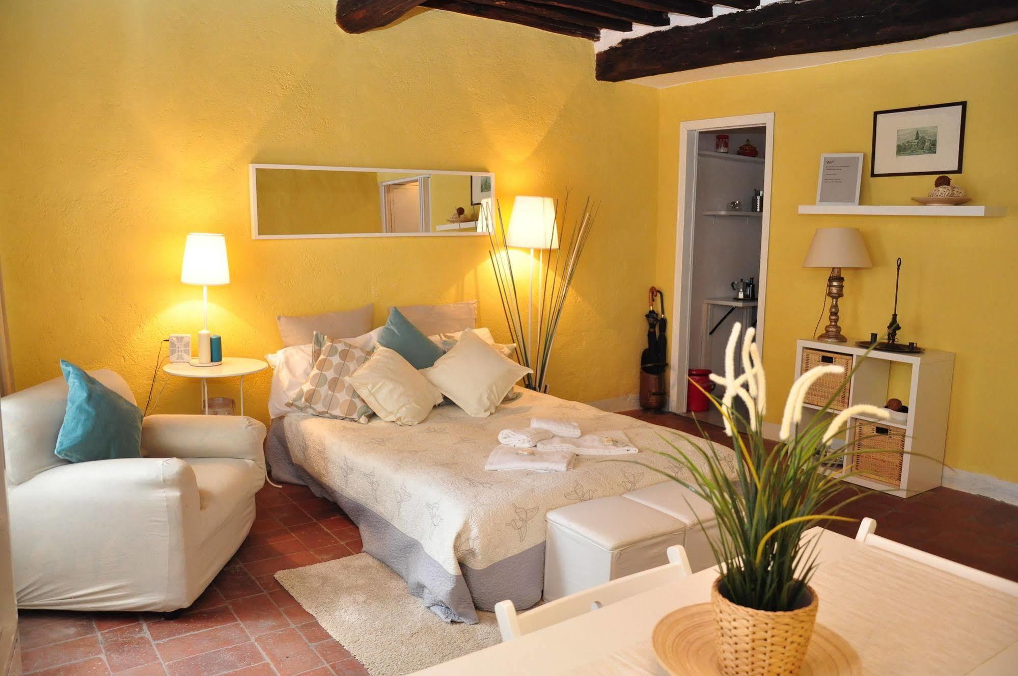 At Home Bed And Breakfast Lucca Buitenkant foto
