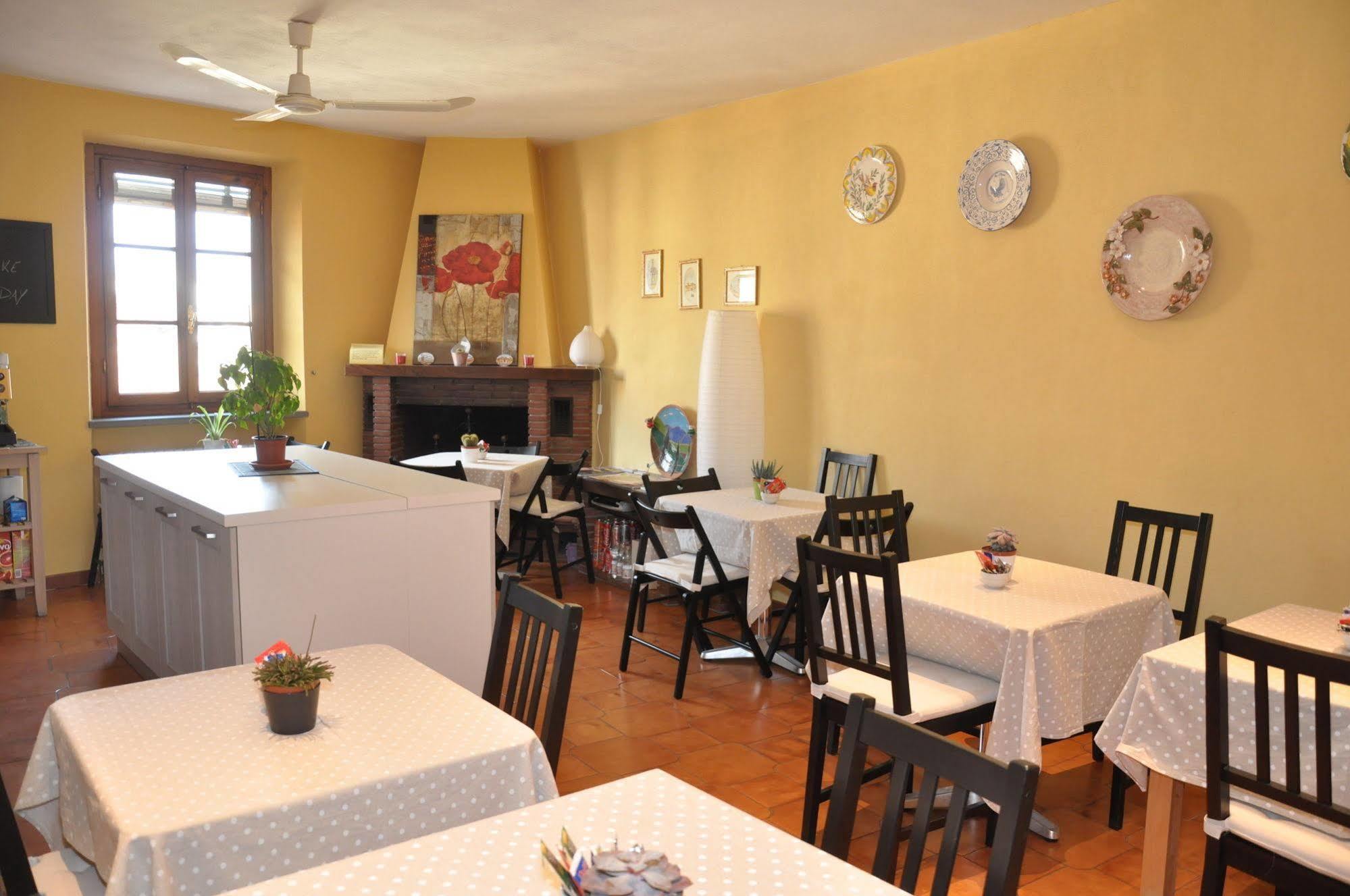 At Home Bed And Breakfast Lucca Buitenkant foto