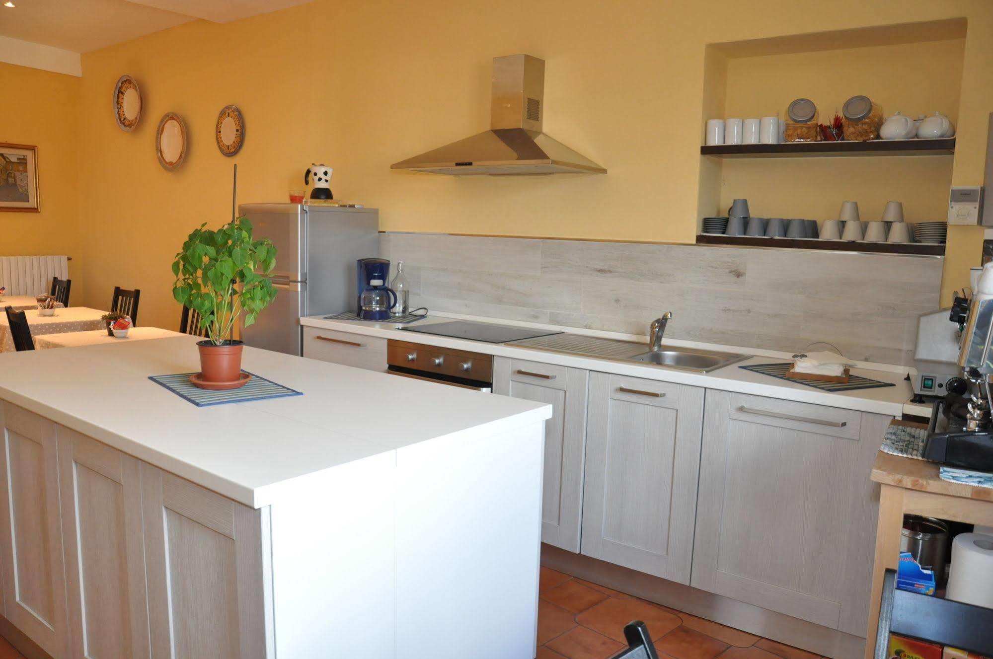 At Home Bed And Breakfast Lucca Buitenkant foto